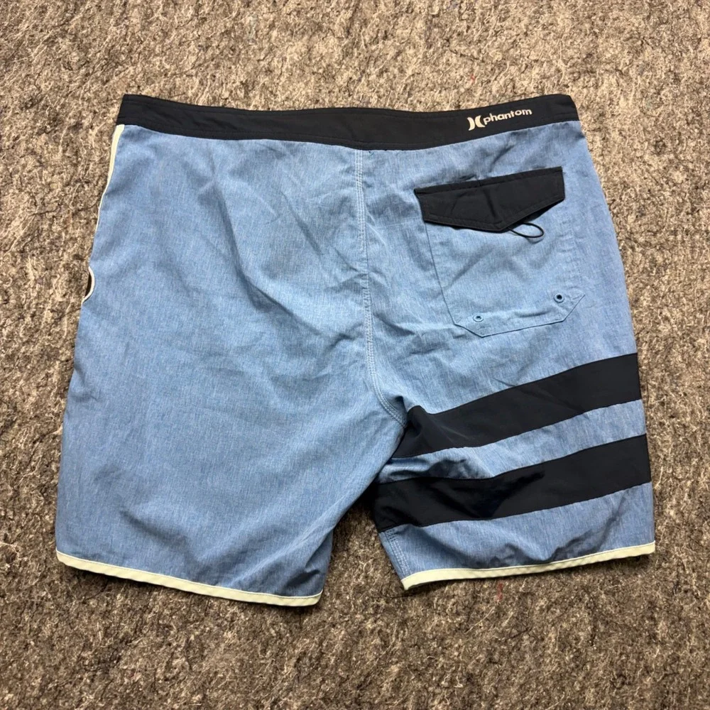 Hurley Phantom Mens Board Shorts Blue Striped Swim Trunks Size 42